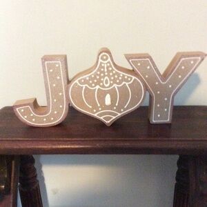 Christmas “Joy” Sign